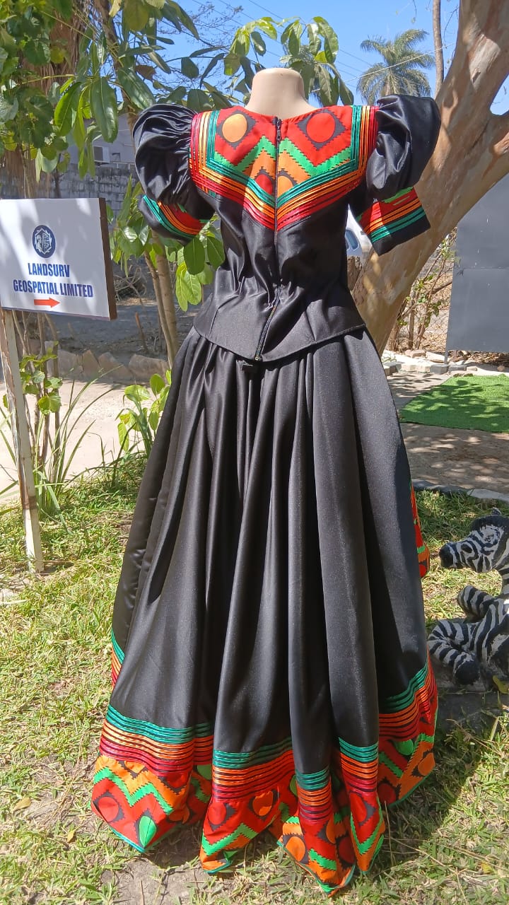 UMUNDE Musisi Skirt & Top – Luxury Bridal Satin African Two-Piece Set with Statement Puff Sleeves & High-Low Maxi Skirt