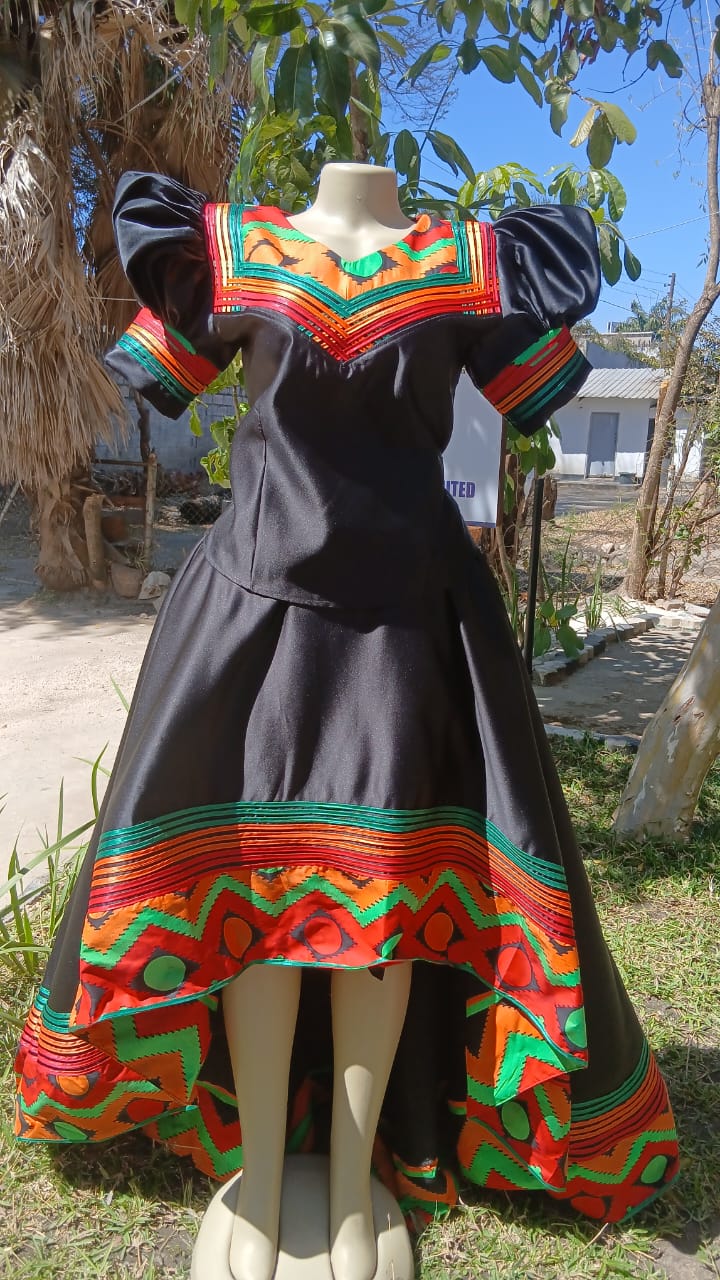 UMUNDE Musisi Skirt & Top – Luxury Bridal Satin African Two-Piece Set with Statement Puff Sleeves & High-Low Maxi Skirt