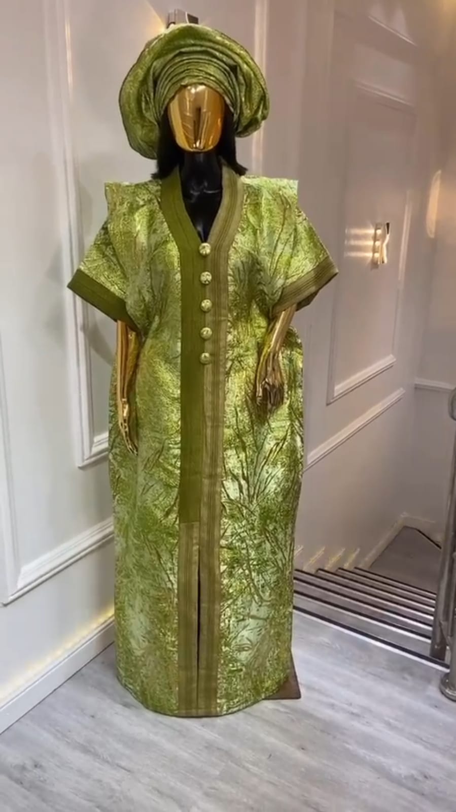 UMUNDE Brocade Damask Bubu – Luxury Olive Green & Gold Metallic Jacquard Free Size African Bubu Kaftan Maxi Dress with Statement Buttons & Matching Headwrap
