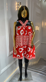 Elegant women's jumpsuit in a stylish one-piece design ideal for parties, evenings, and special occasions