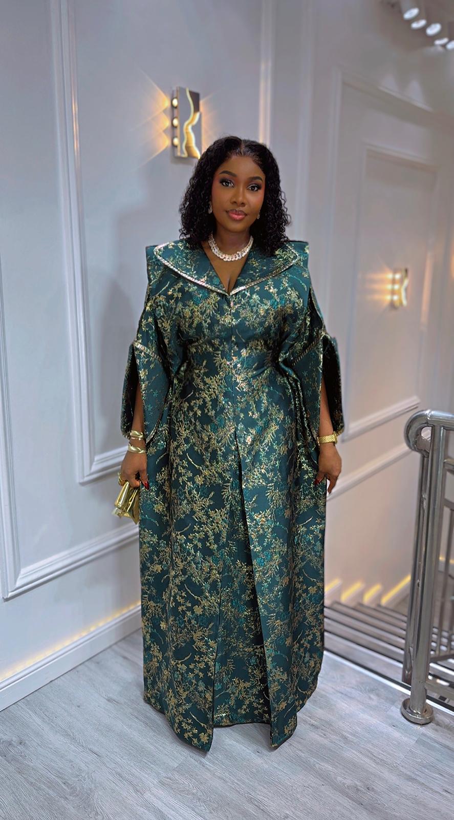 UMUNDE Luxury Brocade Cape Bubu – Emerald Green & Metallic Gold Floral Jacquard Free Size African Kaftan Maxi Dress with Statement Collar